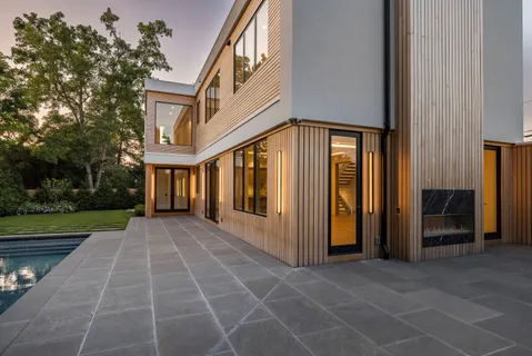 $5,495,000 | 35 Sunset Drive, Sag Harbor, NY 11963