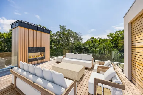 $5,495,000 | 35 Sunset Drive, Sag Harbor, NY 11963