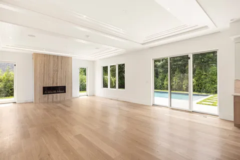 $5,495,000 | 35 Sunset Drive, Sag Harbor, NY 11963