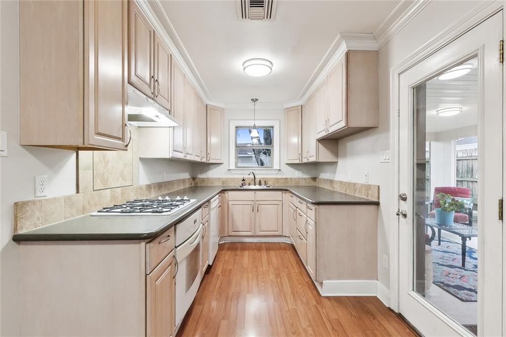 9032 Crochet Avenue River Ridge, LA 70123 - Photo 7 of 15 Gallery Image 7