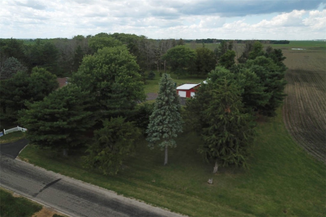 7240 West Ravina Park Road Warrensburg, IL 62573 - Photo 23 of 35
