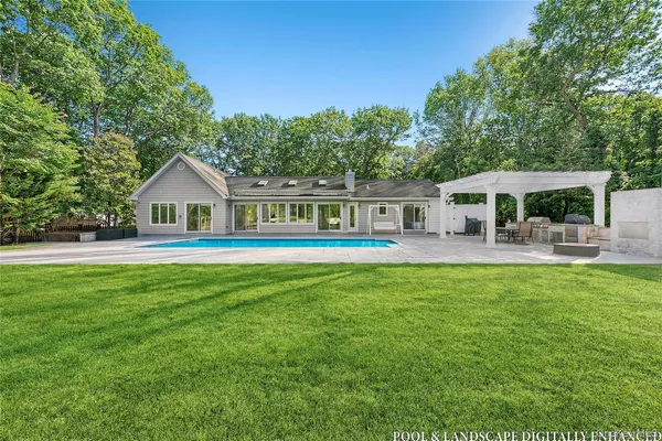$2,600,000 | 47 Bridle Path, Remsenburg, NY 11960