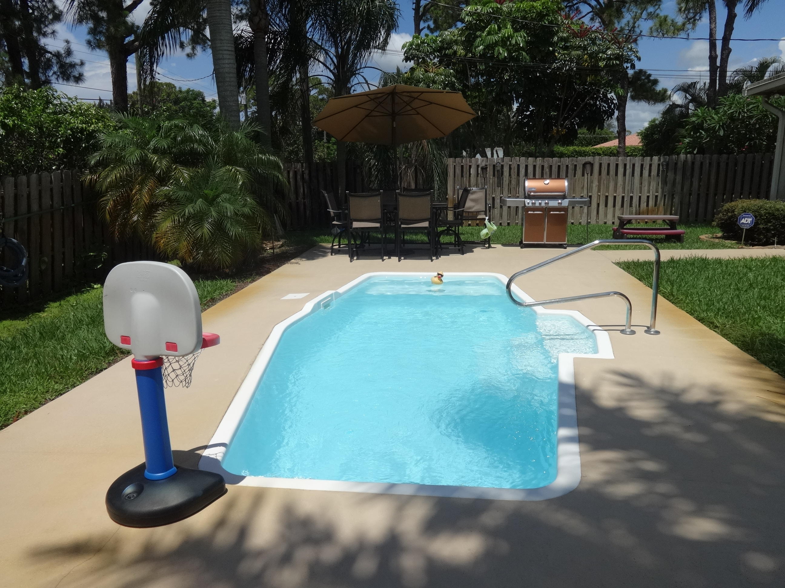 15246 Monroe Road Delray Beach, FL 33484 - Photo 5 of 11 pool2