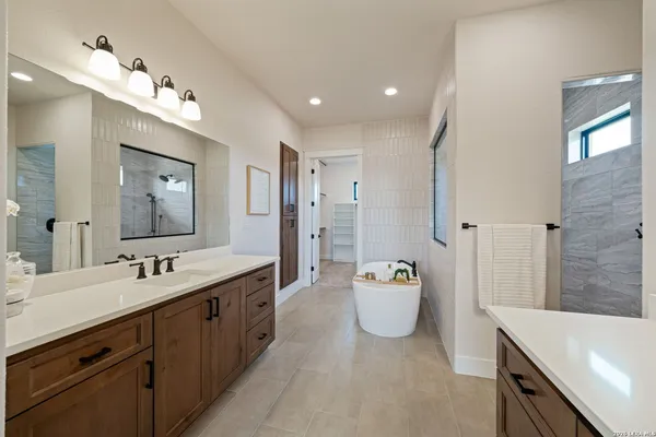 $3,000 | 133 Emil Lane, Castroville, TX 78009