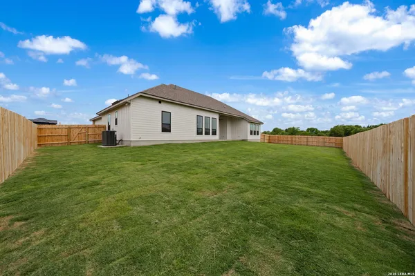 $3,000 | 133 Emil Lane, Castroville, TX 78009