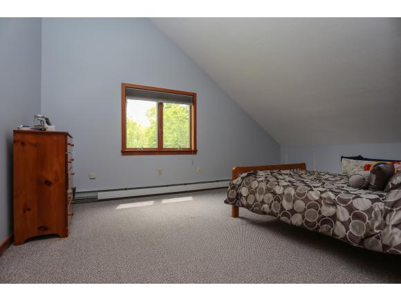 64-66 Long Pond Road Dunbarton, NH 03046 - Photo 21 of 33