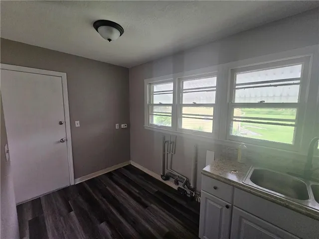 $289,900 | 800-802 East 75th Terrace, Kansas City, MO 64131