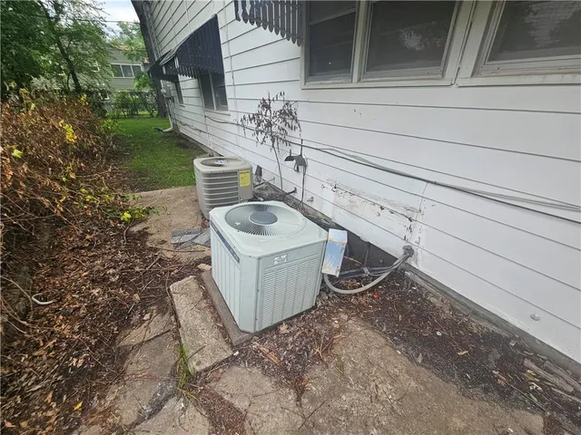 $289,900 | 800-802 East 75th Terrace, Kansas City, MO 64131