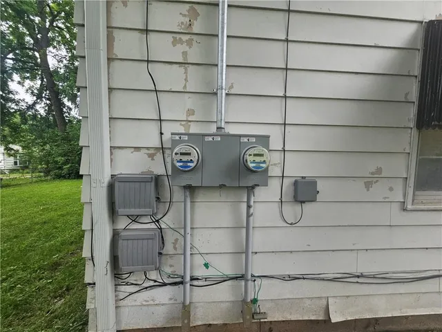 $289,900 | 800-802 East 75th Terrace, Kansas City, MO 64131