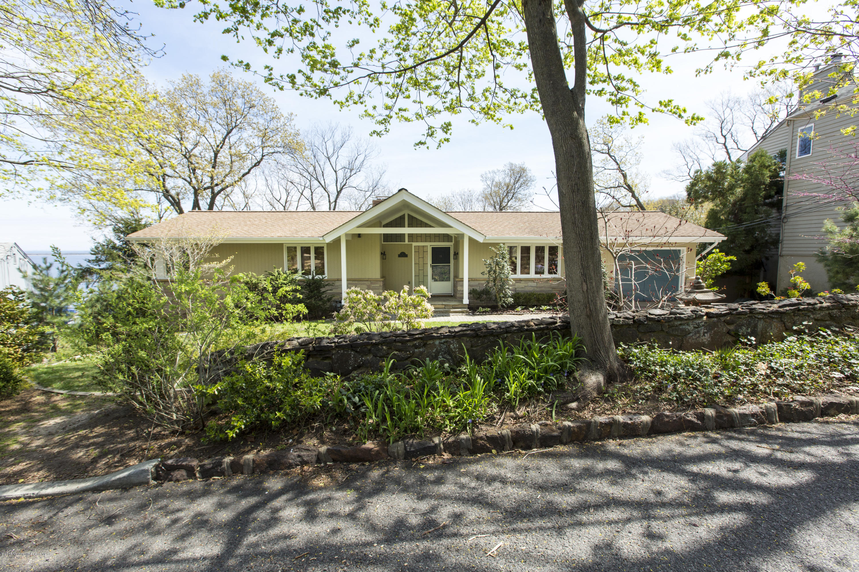 8 Hill Road Atlantic Highlands, NJ 07716 - Photo 23 of 34 05_House Front-3