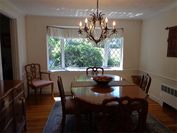 28 Fox Road Wakefield, MA 01880 - Photo 7 of 30 Gallery Image 7