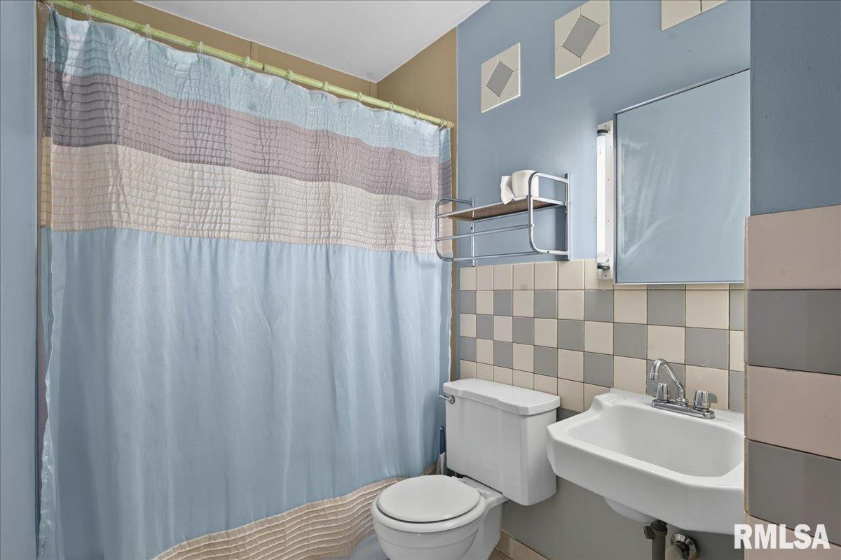 2827 South Walnut Street Springfield, IL 62704 - Photo 16 of 25