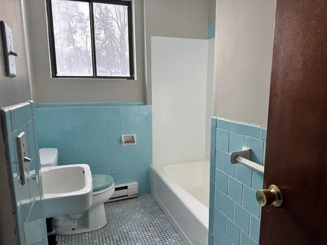 $1,600 | 320 Elm Street, Unit 3, Southbridge, MA 01550