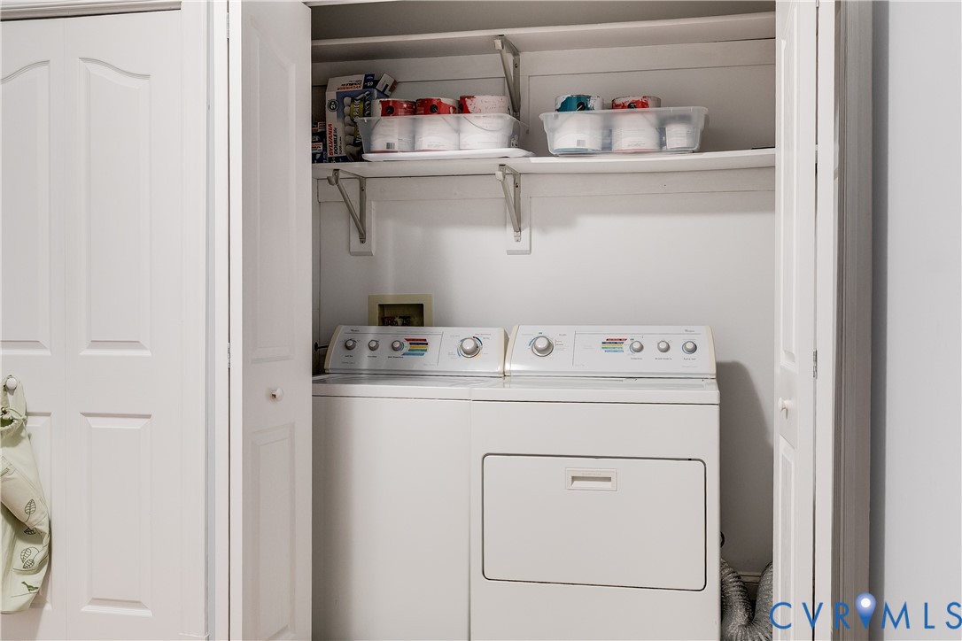 3207 Stony Point Road, Unit C Richmond, VA 23235 - Photo 38 of 40 a utility room with dryer and washer