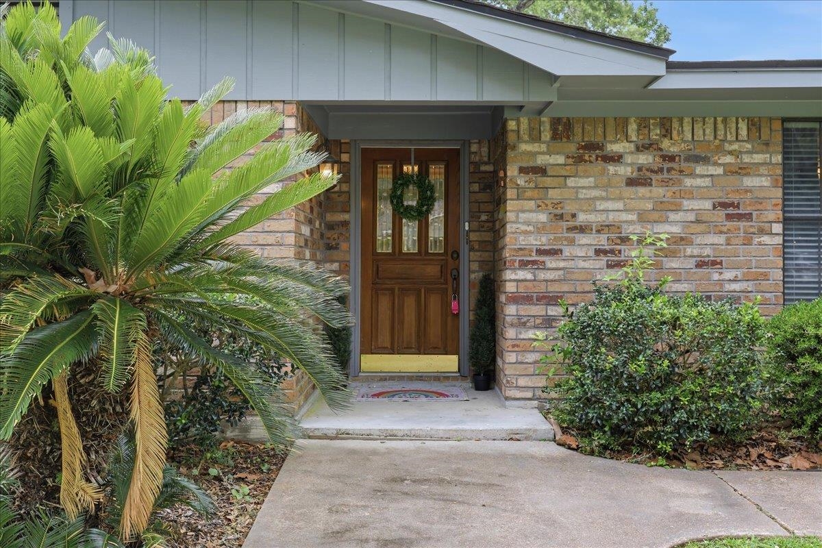 275 Chance Street Vidor, TX 77662 - Photo 3 of 15