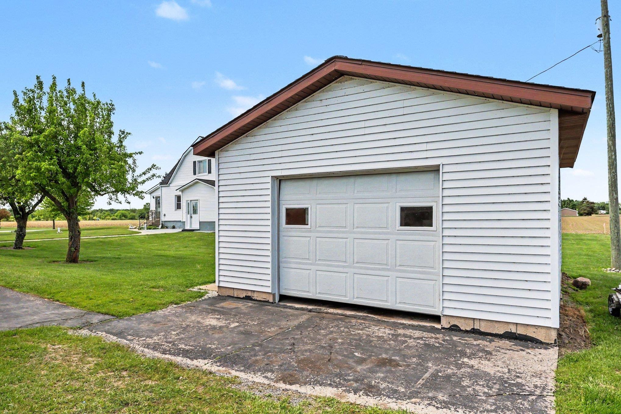 2798 North Tower Beach Road Pinconning, MI 48650 - Photo 30 of 37