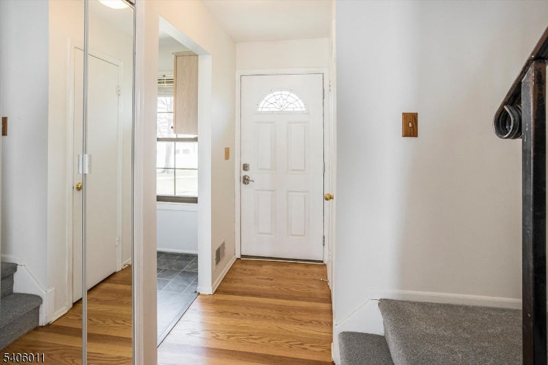 265 Riva Drive Hackettstown, NJ 07840 - Photo 5 of 43