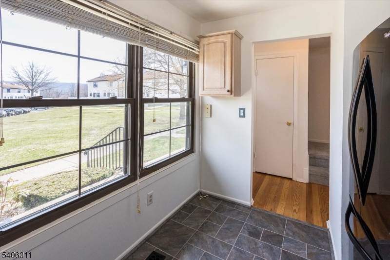 265 Riva Drive Hackettstown, NJ 07840 - Photo 8 of 43