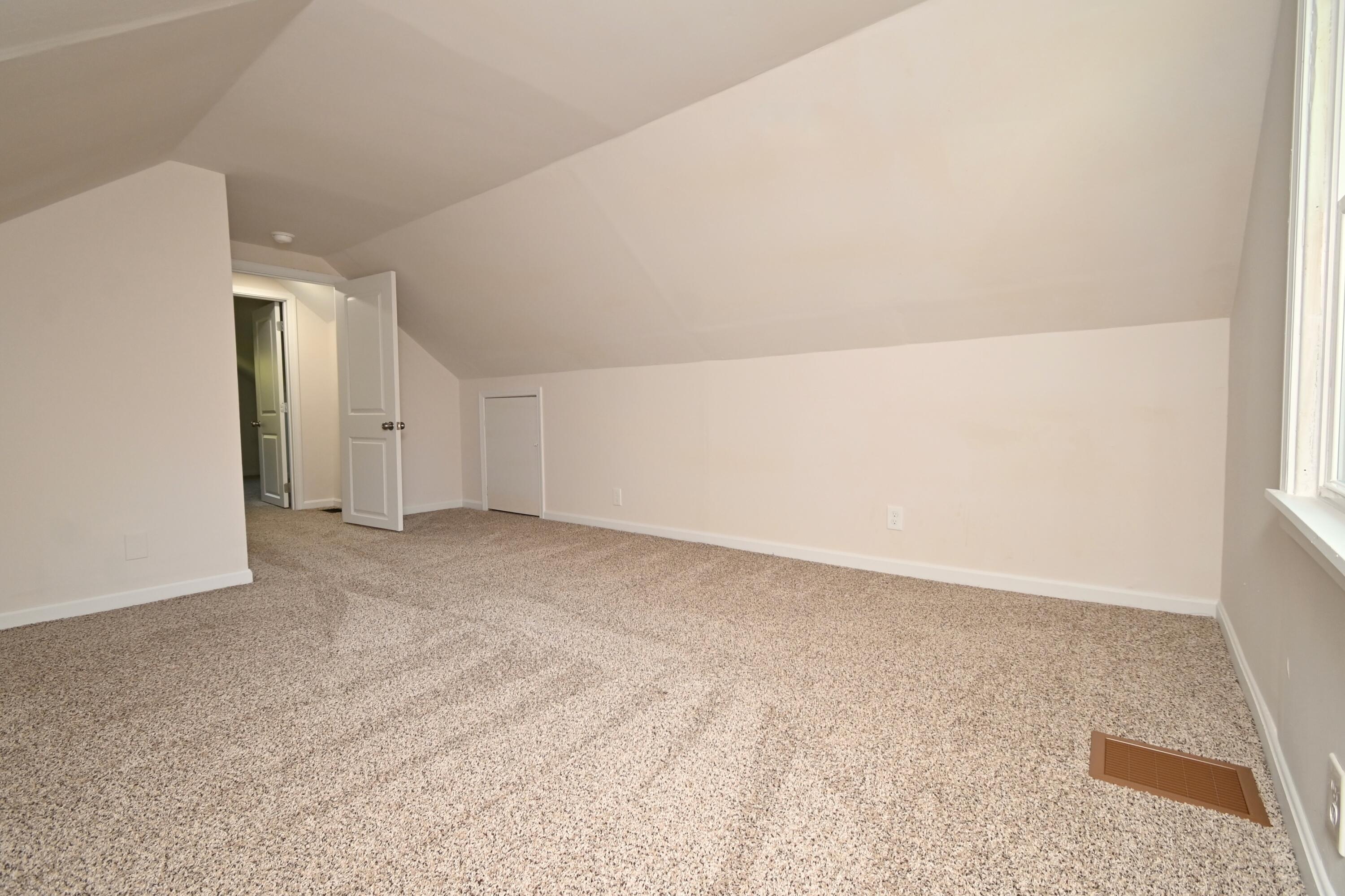 941 Edgehill Road Florence, KY 41042 - Photo 22 of 40 Gallery Image 22