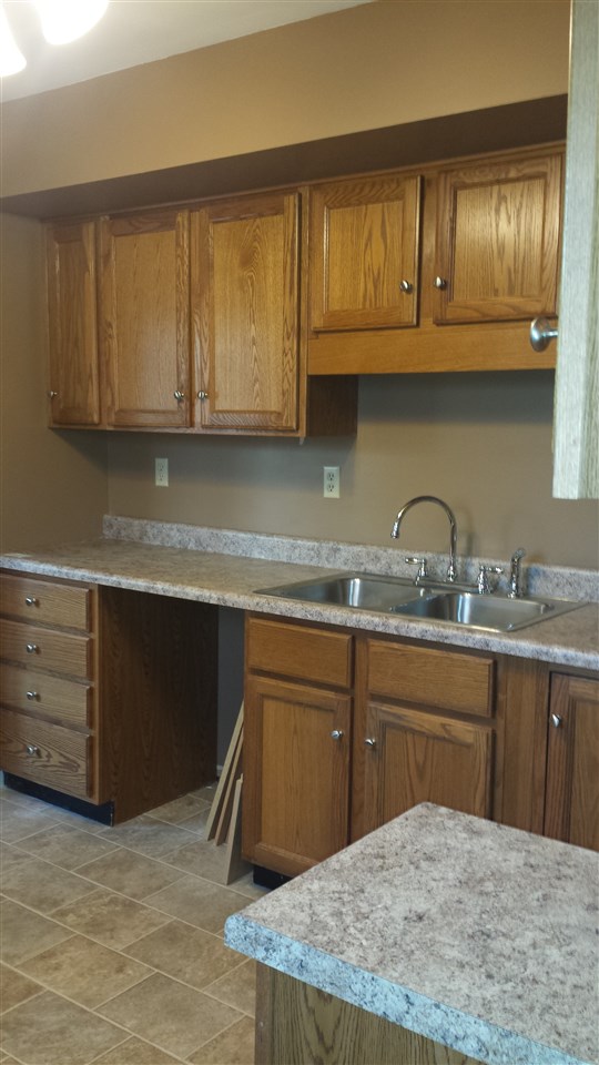 126 Riverside Court Decatur, IN 46733 - Photo 8 of 20