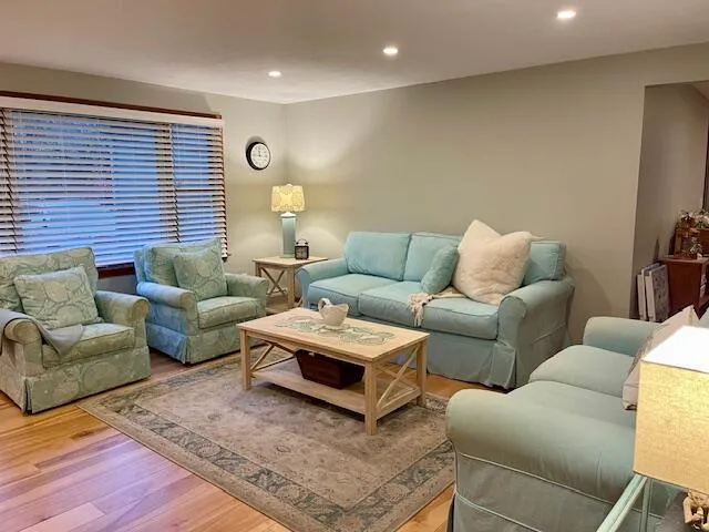 $669,000 | 33 Easterly Drive, East Sandwich, MA 02537