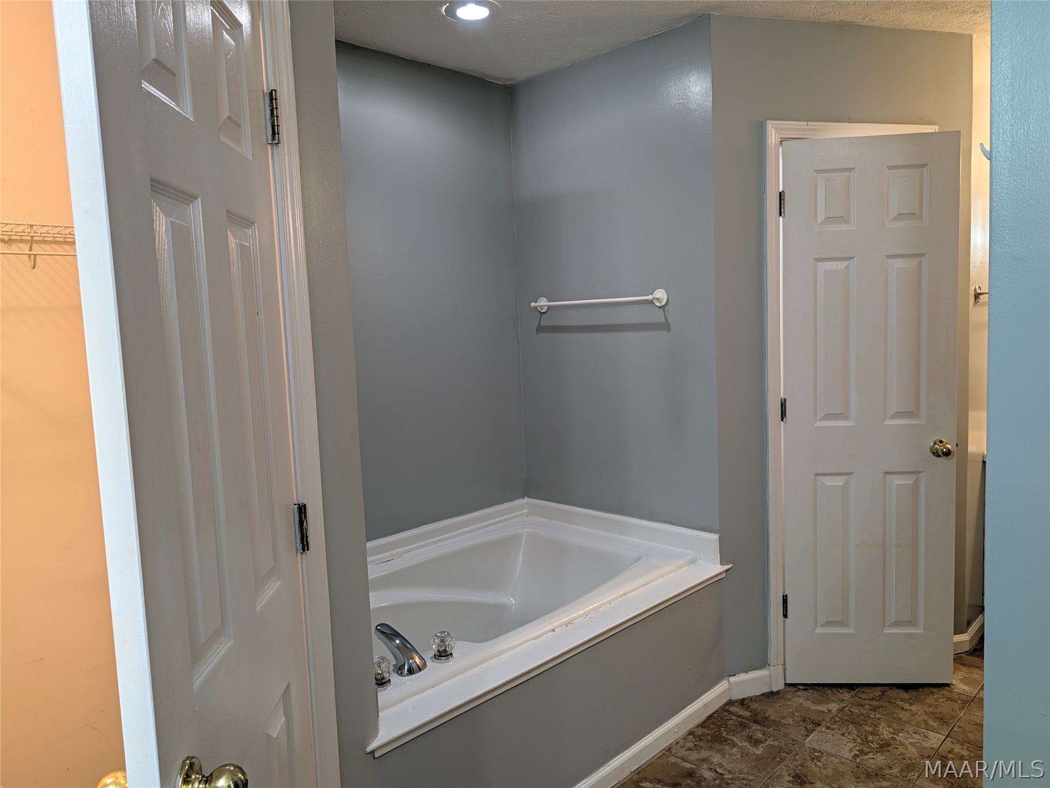 52 Hidden Valley Road Deatsville, AL 36022 - Photo 23 of 39 Gallery Image 23