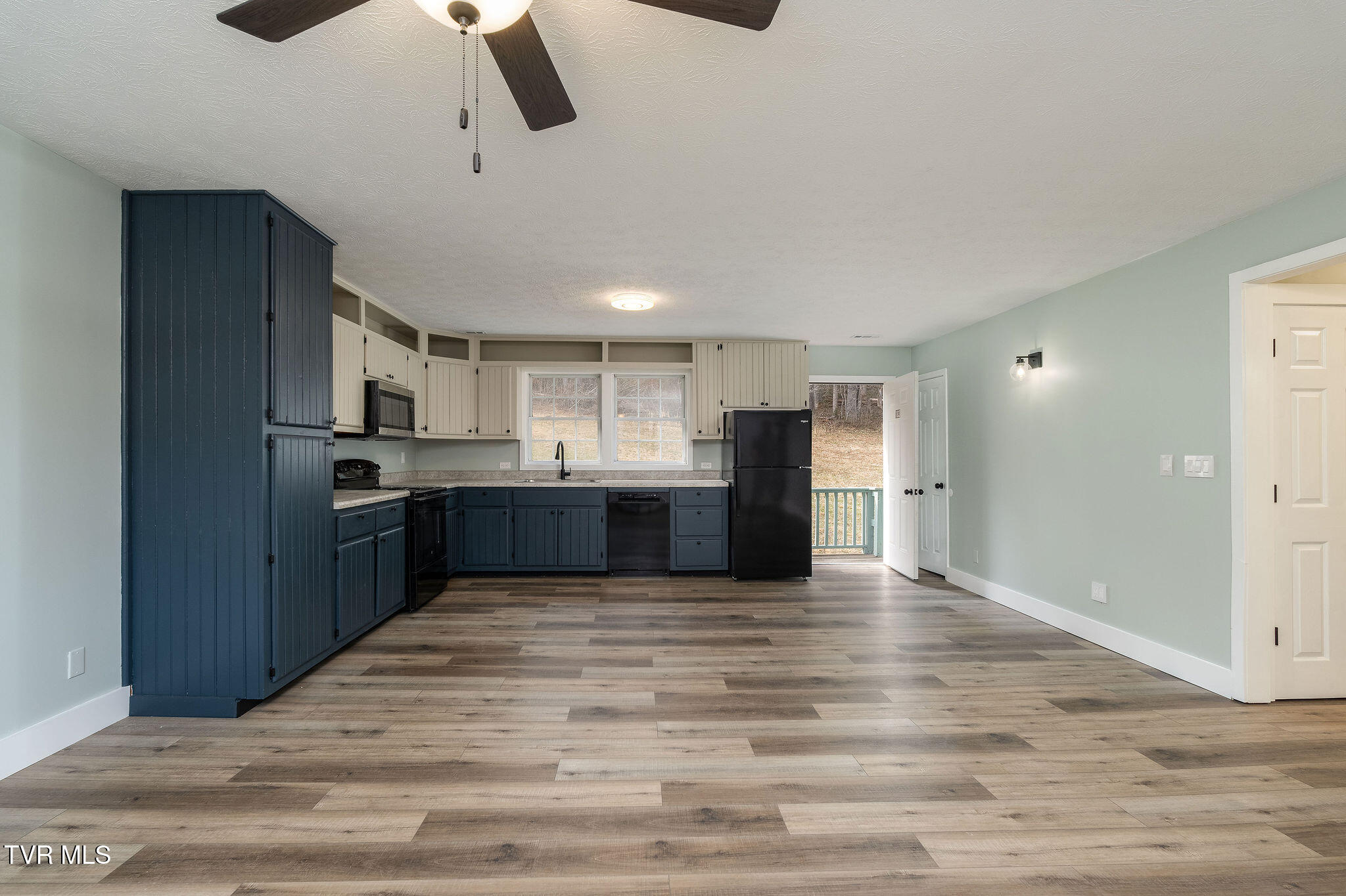 6672 Roan Creek Road Butler, TN 37640 - Photo 104 of 163 DSC00738-Edit