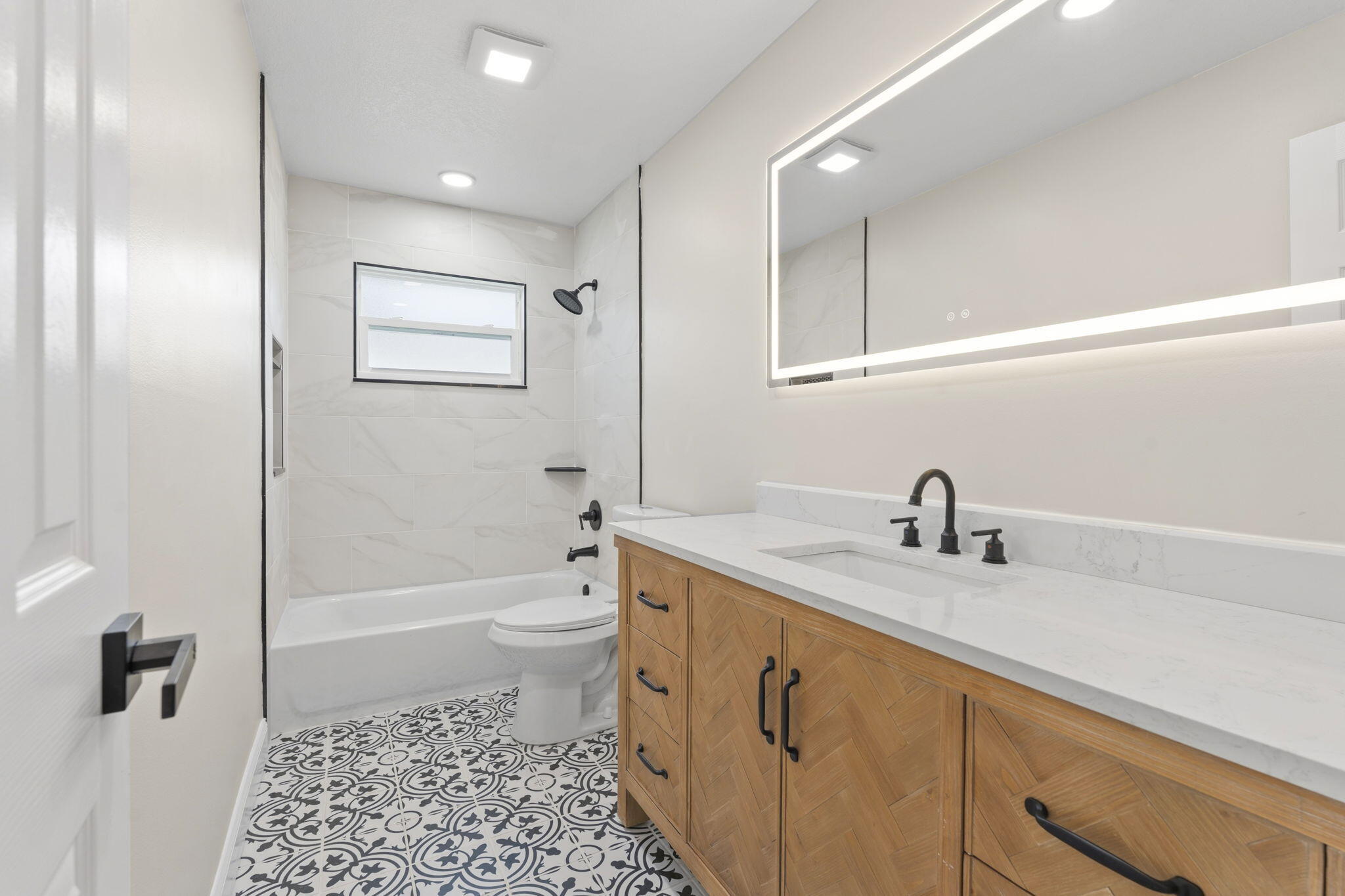 202 Laidback Way Fort Pierce, FL 34945 - Photo 27 of 37 guest bath