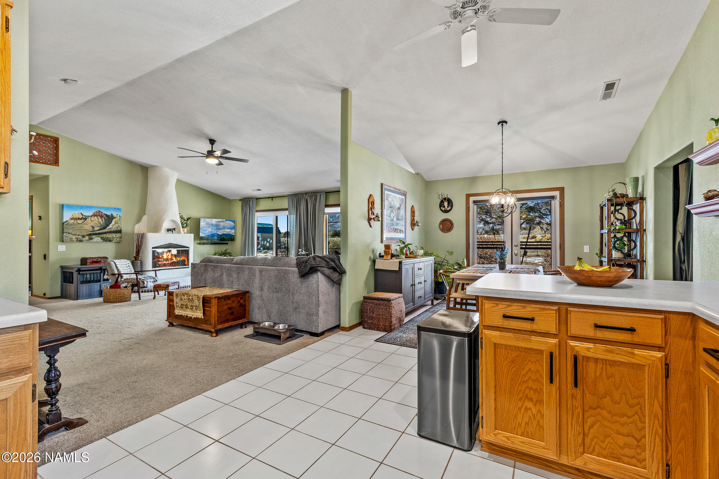 8980 Crystal View Lane Flagstaff, AZ 86004 - Photo 13 of 33 Great Room