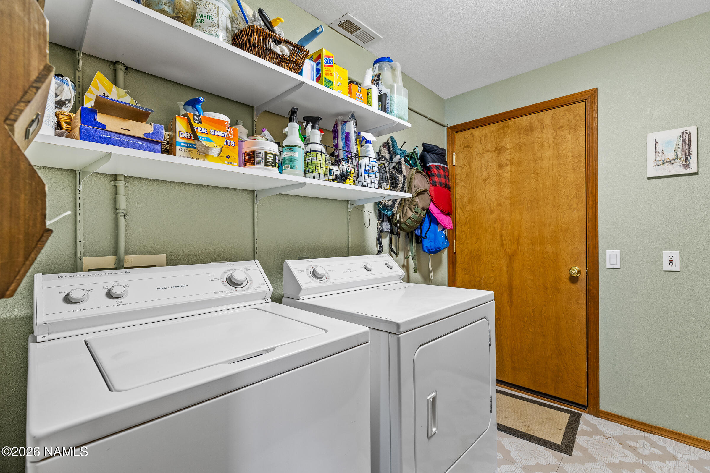 8980 Crystal View Lane Flagstaff, AZ 86004 - Photo 21 of 33 Laundry Area