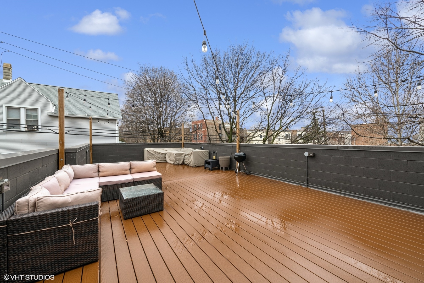 3003 North California Avenue, Unit 2N Chicago, IL 60618 - Photo 14 of 17 a view of outdoor space with seating