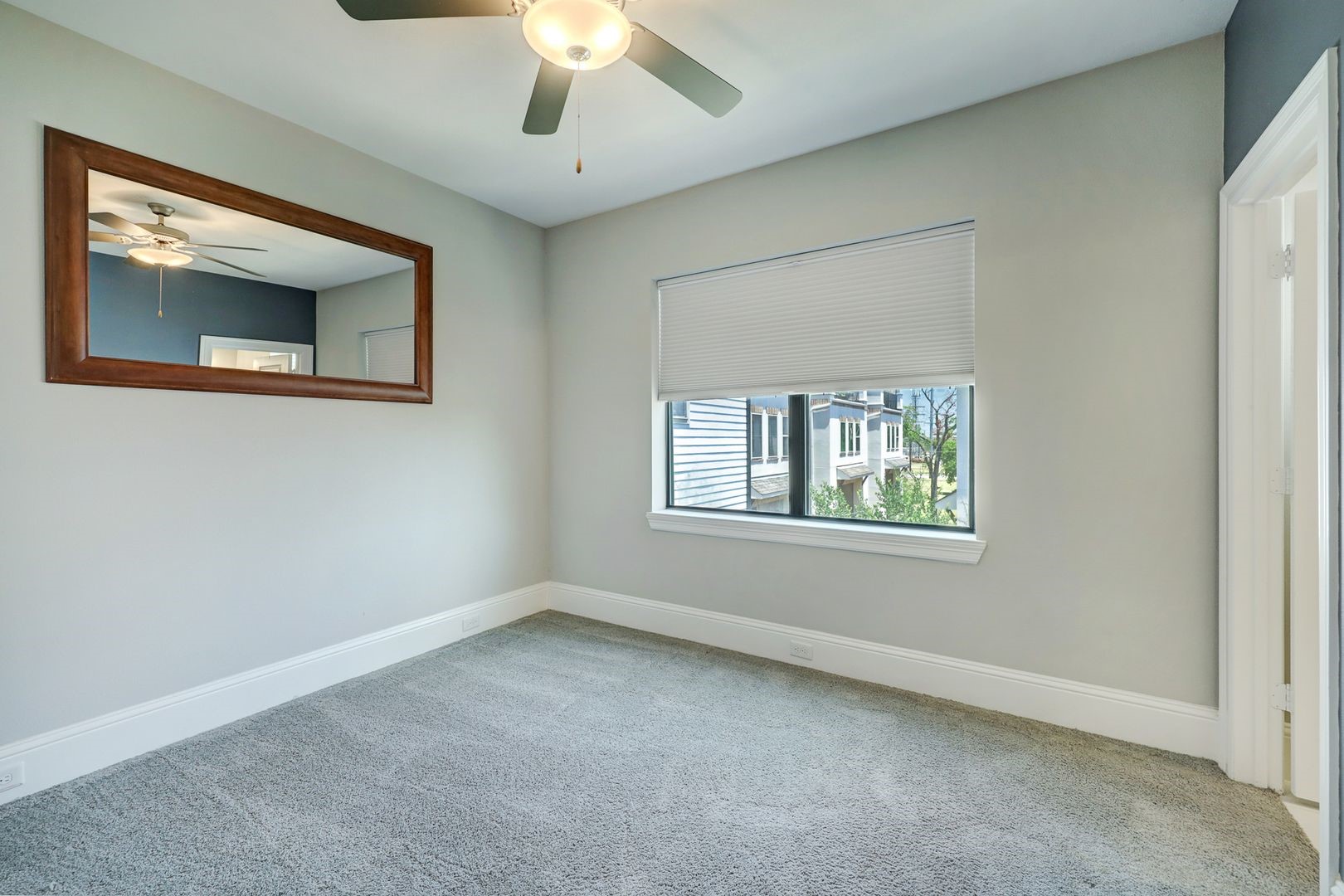 2014 Crockett Street Houston, TX 77007 - Photo 23 of 35