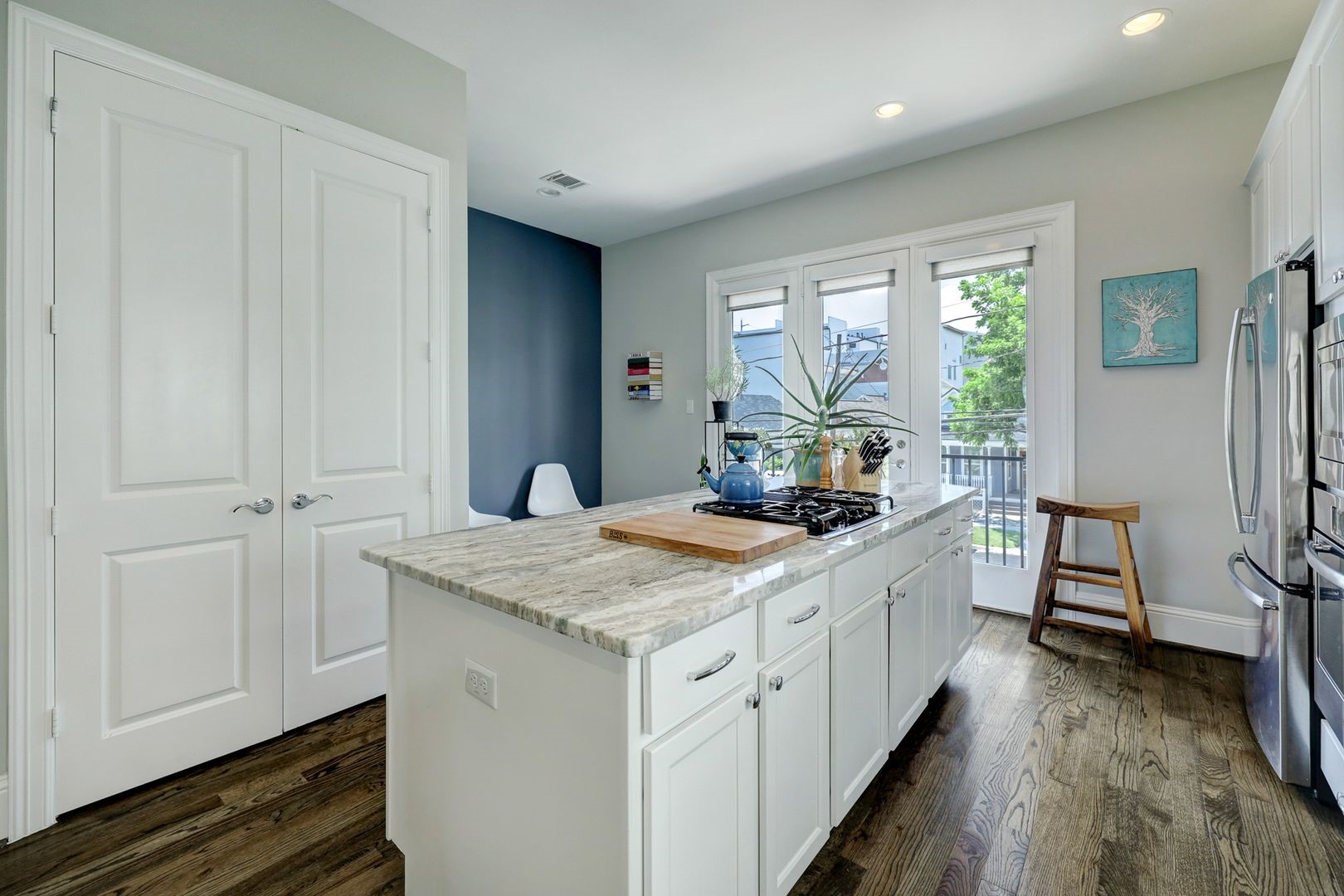 2014 Crockett Street Houston, TX 77007 - Photo 7 of 35