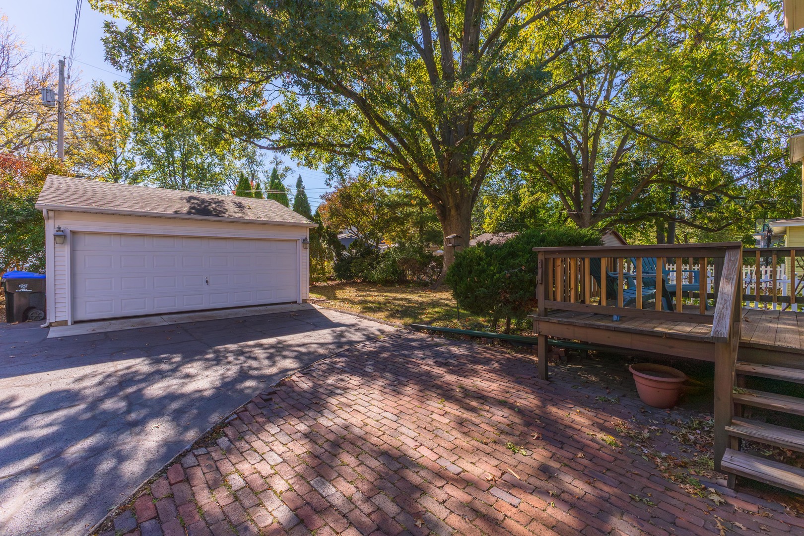 1513 East Grove Street Bloomington, IL 61701 - Photo 42 of 48 a outdoor view with a bench