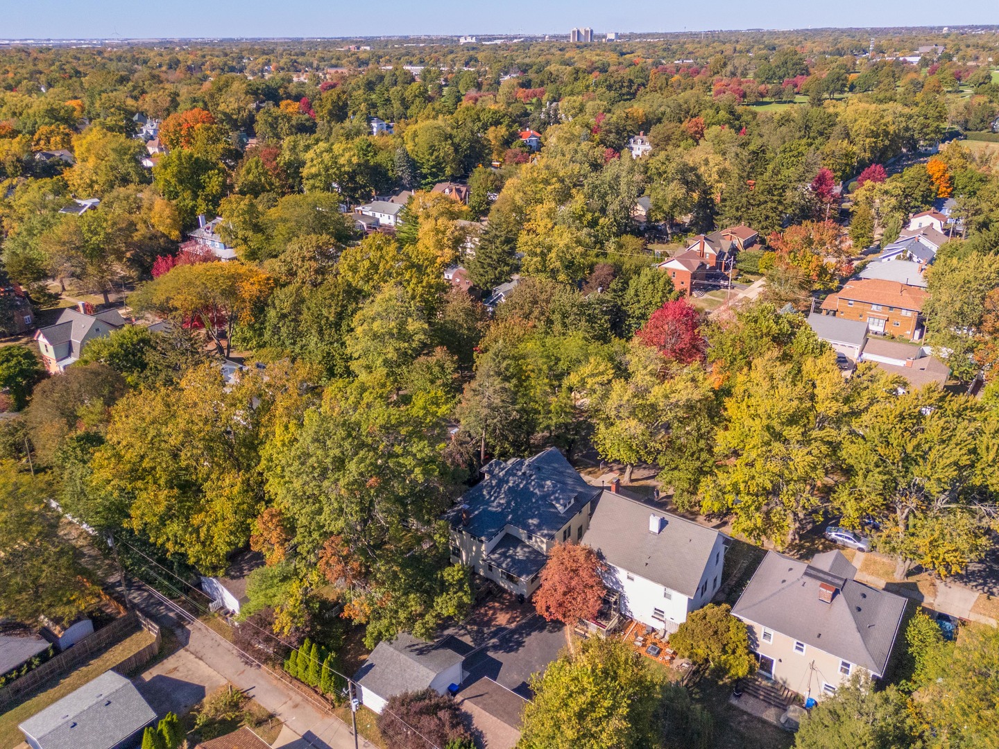 1513 East Grove Street Bloomington, IL 61701 - Photo 44 of 48 an aerial view of multiple house