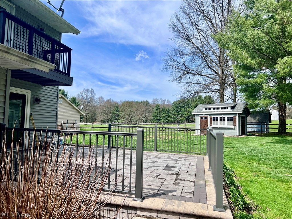 105 Poolview Circle Dover, OH 44622 - Photo 20 of 26 patio