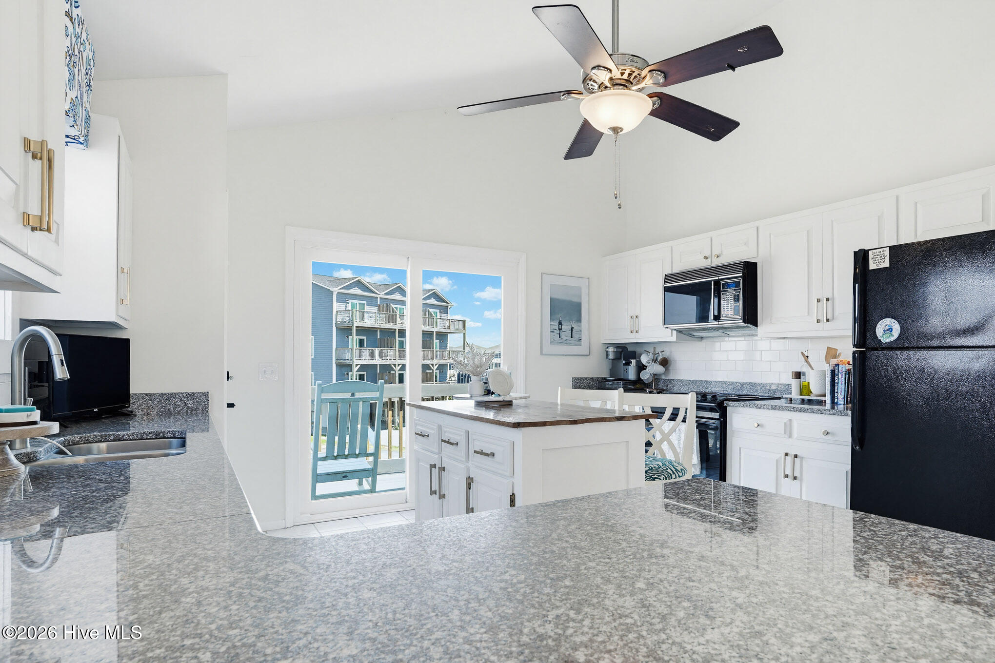 1928 New River Inlet Road, Unit 212 North Topsail Beach, NC 28460 - Photo 13 of 56 212 Shipwatch - Interior - MLS_8