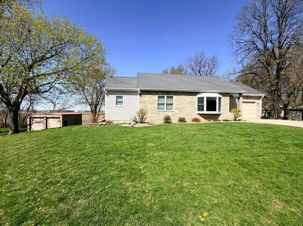 $349,900 | 622 Woodcrest Avenue, Worthington, MN 56187