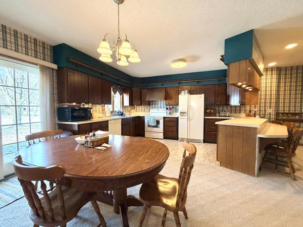 $349,900 | 622 Woodcrest Avenue, Worthington, MN 56187