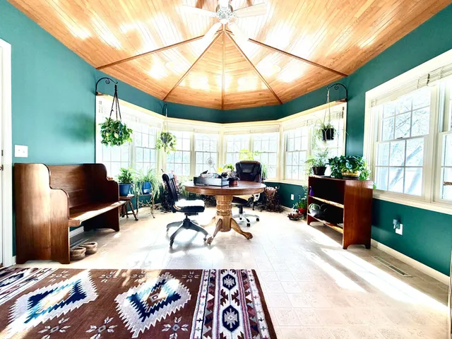 $385,000 | 622 Woodcrest Avenue, Worthington, MN 56187