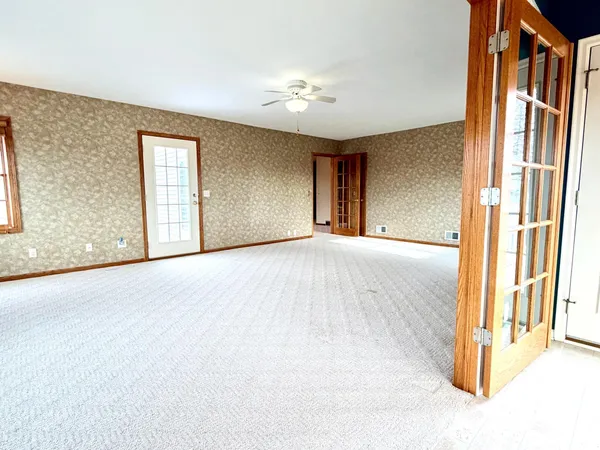 $357,500 | 622 Woodcrest Avenue, Worthington, MN 56187