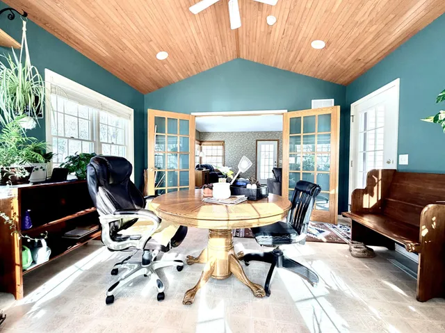 $385,000 | 622 Woodcrest Avenue, Worthington, MN 56187