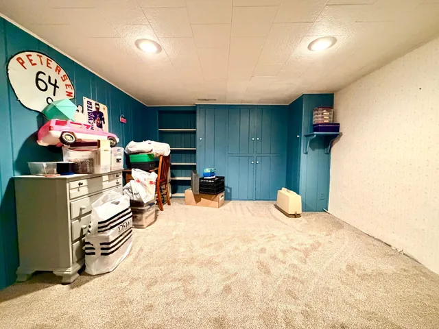 $385,000 | 622 Woodcrest Avenue, Worthington, MN 56187