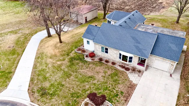 $385,000 | 622 Woodcrest Avenue, Worthington, MN 56187