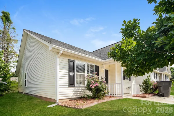 $1,715 | 3715 Silver Ore Lane, Charlotte, NC 28216