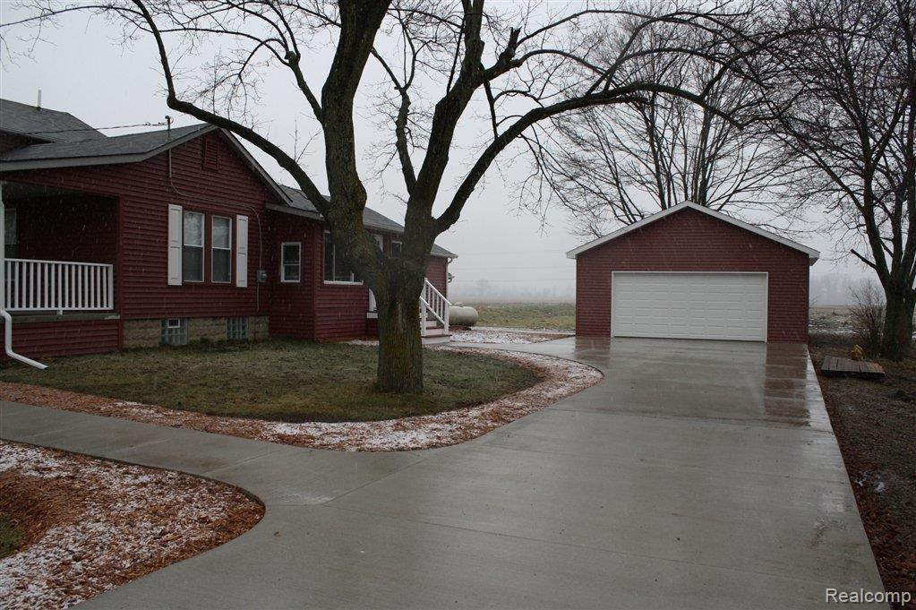 22151 29 Mile Road Ray, MI 48096 - Photo 4 of 5 detached garage.JPG