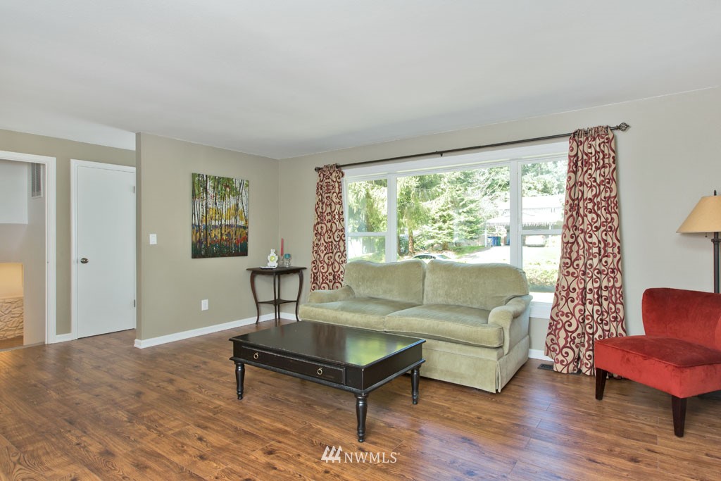 116 183rd Street Southwest Bothell, WA 98012 - Photo 4 of 15