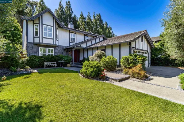 $925,000 | 430 Oakwood Circle, Fairfield, CA 94534