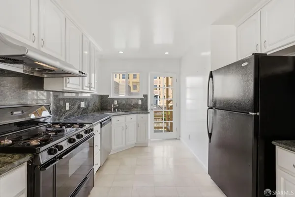 $1,295,000 | 4734-4736 Irving Street, San Francisco, CA 94122