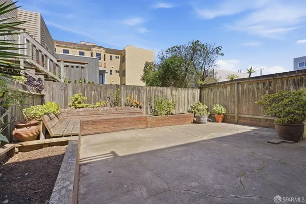 $1,295,000 | 4734-4736 Irving Street, San Francisco, CA 94122